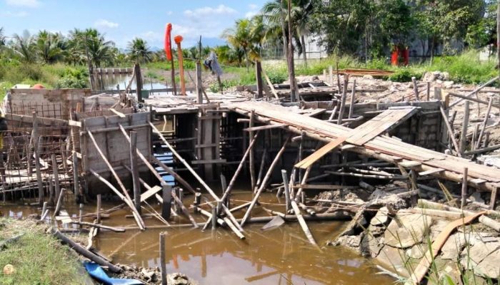 Proyek Pintu Air BWSK l di Selakau Terindikasi Bermasalah dan Diduga Merahasiakan Pagu Dana agar tidak Diketahui Publik
